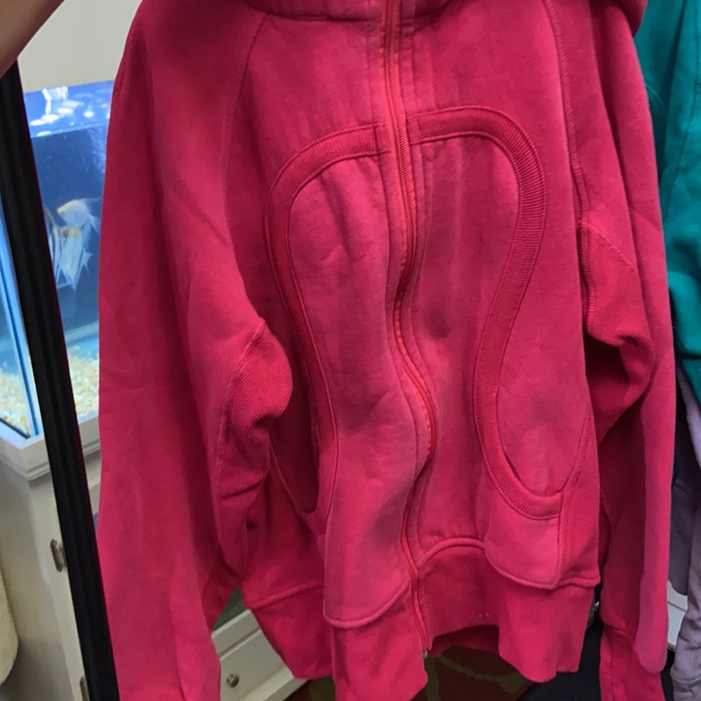 Lulu zip up sweater scuba
